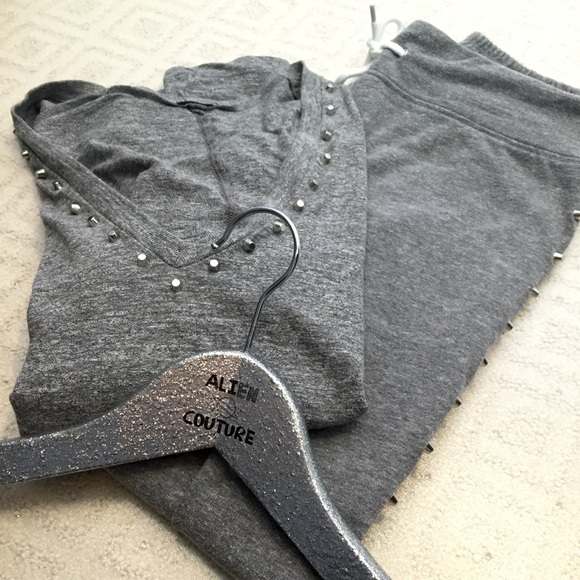 Monrow Studded Sweatpants (worn once) - Picture 8 of 8